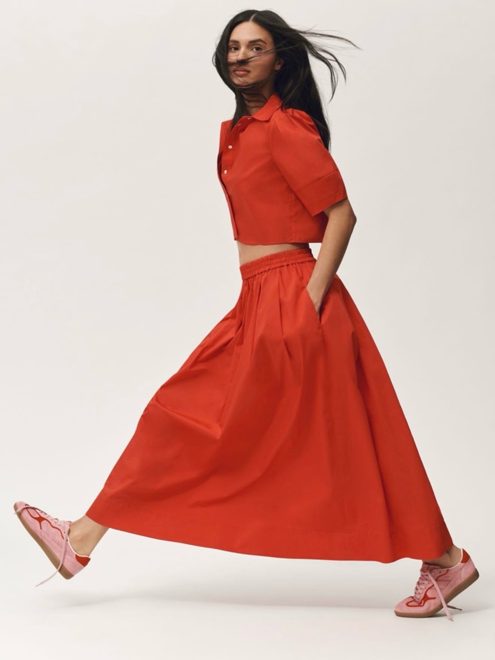 Meave - “Lantern-Sleeve Blouse” and “Pull-on Circle Skirt”